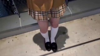 【老王探花】探花大神老王酒店约炮_高价约出饭店服务员身材苗条口活到位，配合度很高，搞得她淫水直流